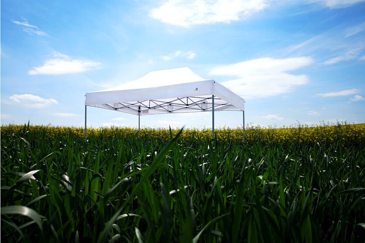 Uppsala hopfällbara tält