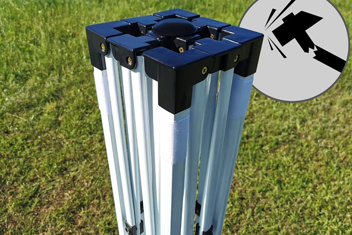 självfällbart tält